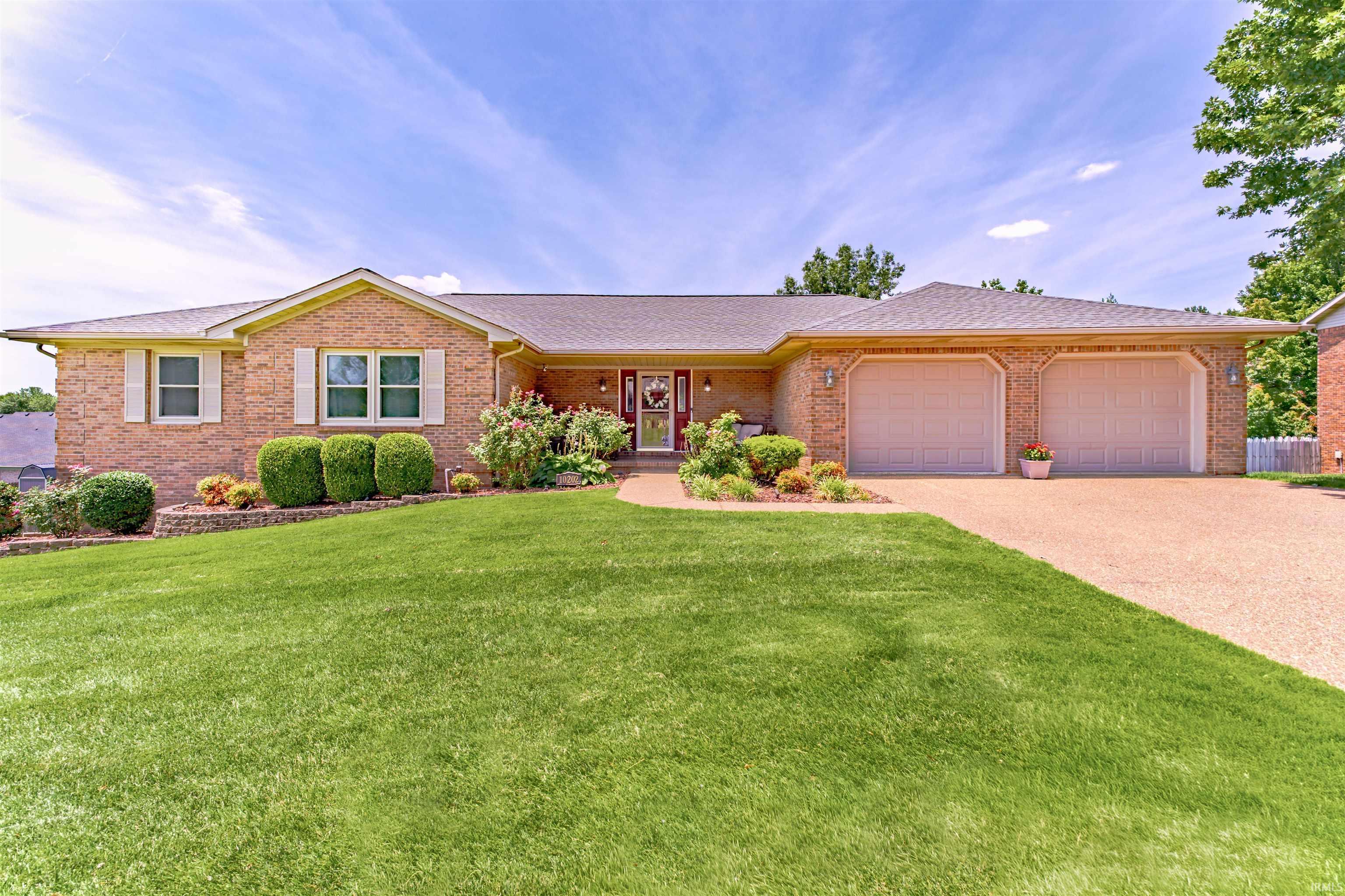 Brookcrest Dr, Evansville, IN 47711