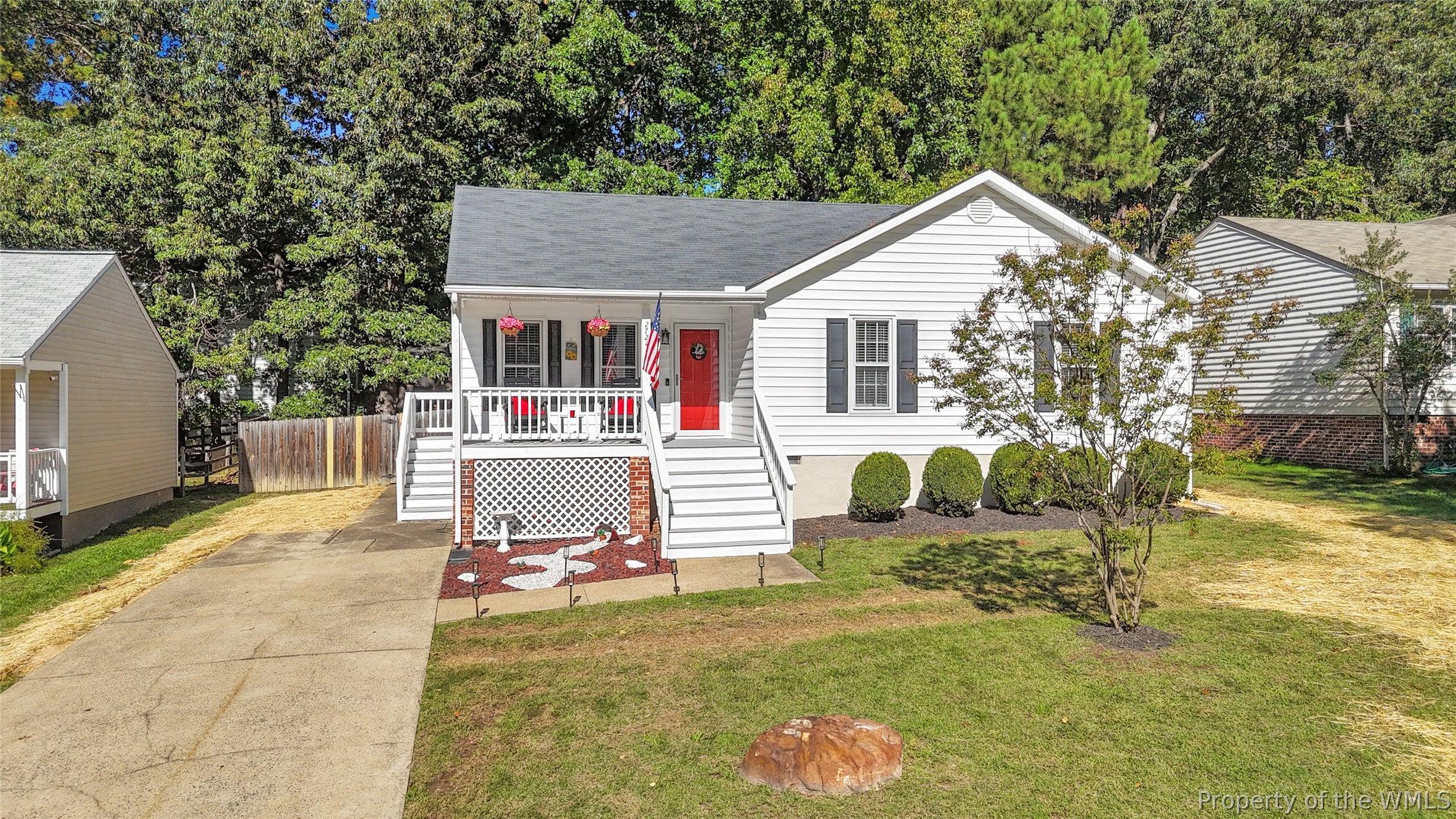 Glen Point Cir, Henrico, VA 23233