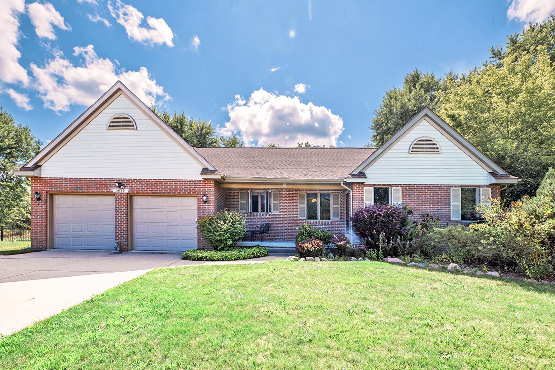 Laureate Dr, Holt, MI 48842