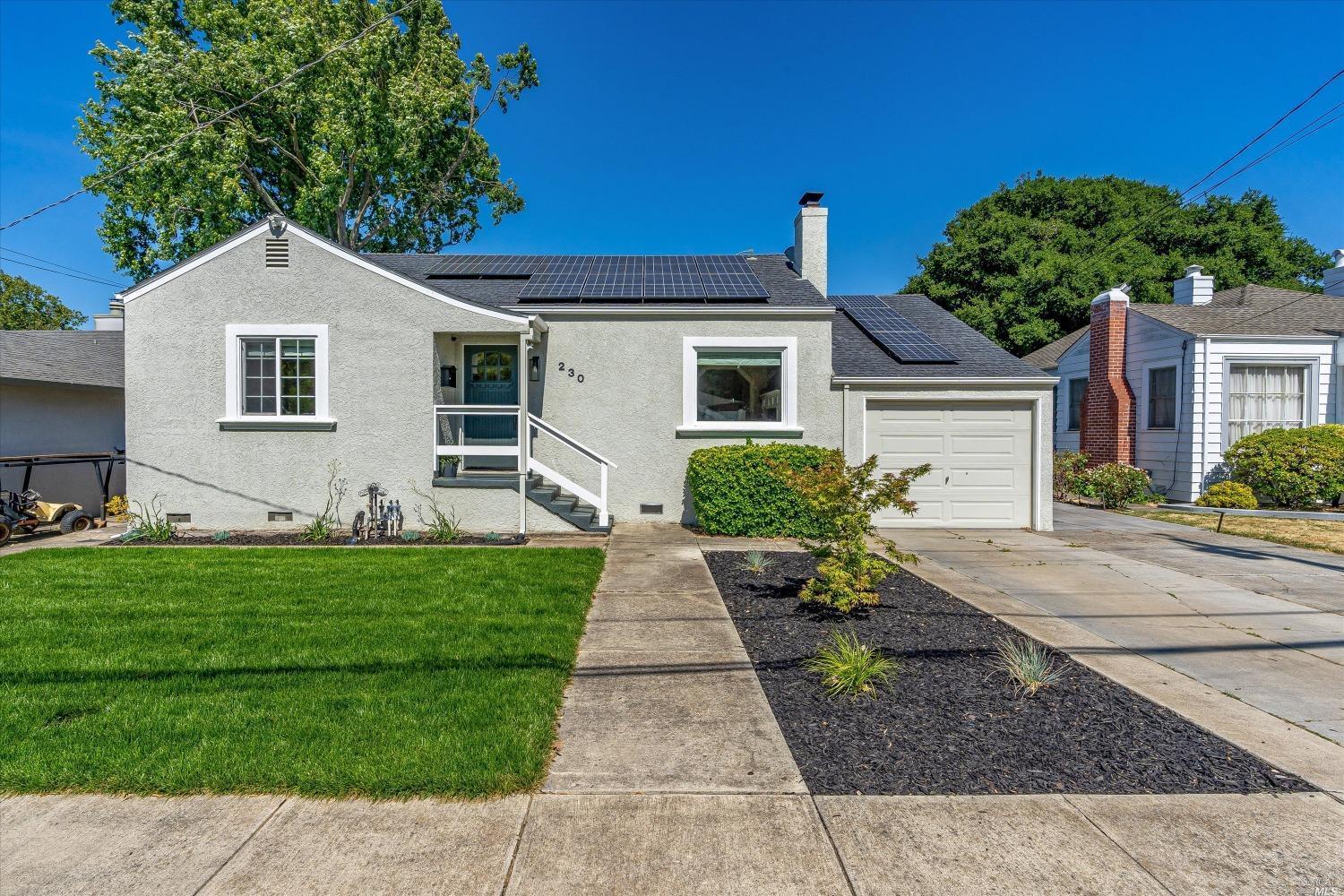 S Hartson St, Napa, CA 94559