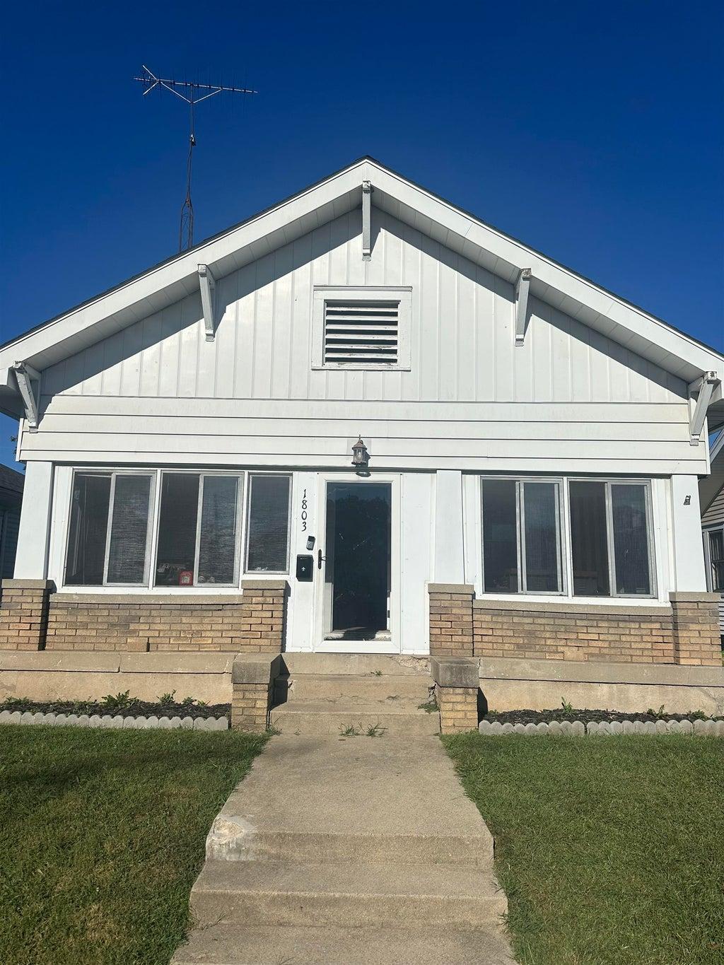 Boulevard Pl, Connersville, IN 47331