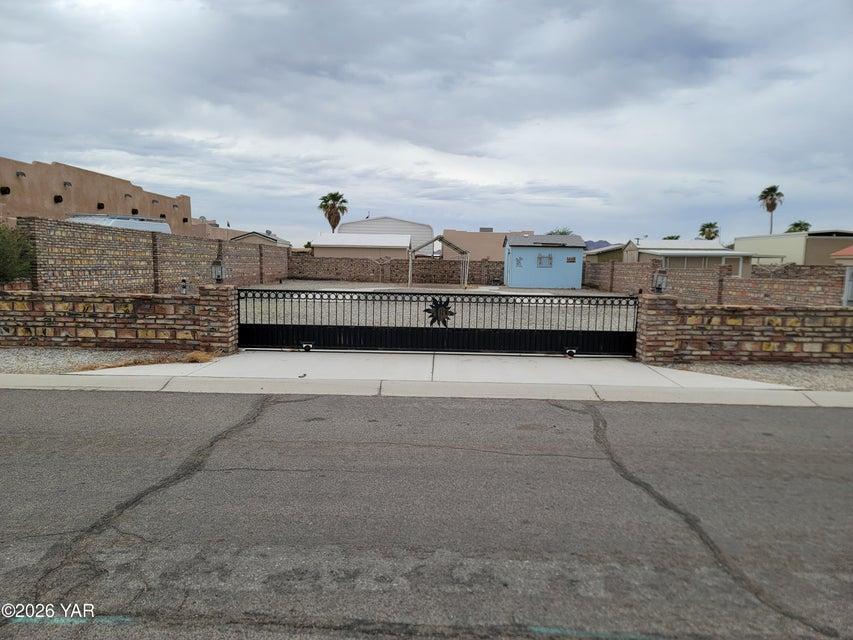 E 54th St, Yuma, AZ 85367
