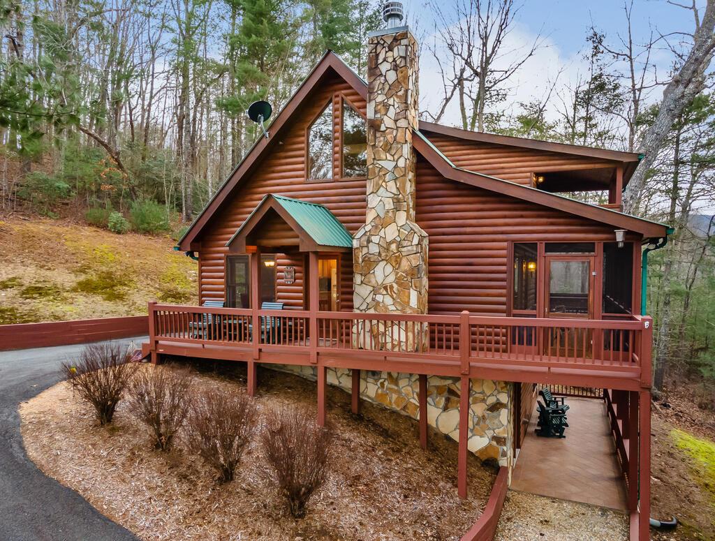 Toccoa Overlook Ln, Blue Ridge, GA 30513