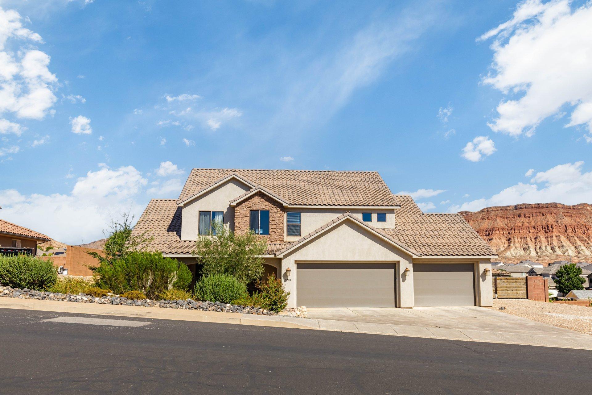 S Noble Dr, Washington, UT 84780