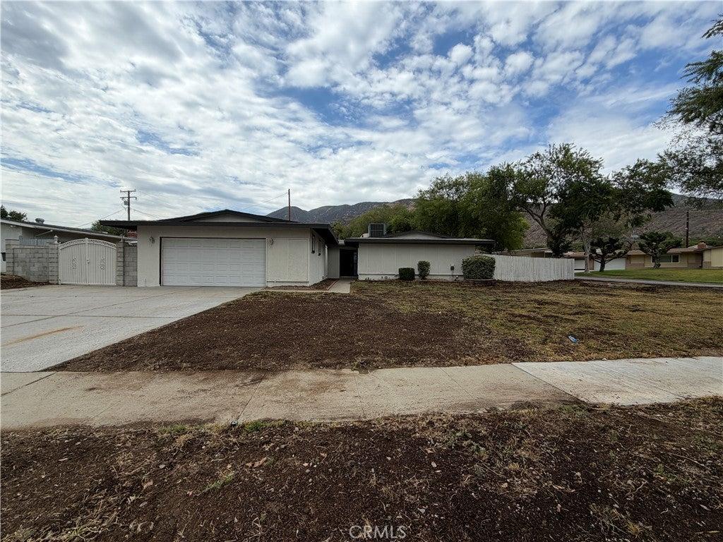 W 53rd St, San Bernardino, CA 92407