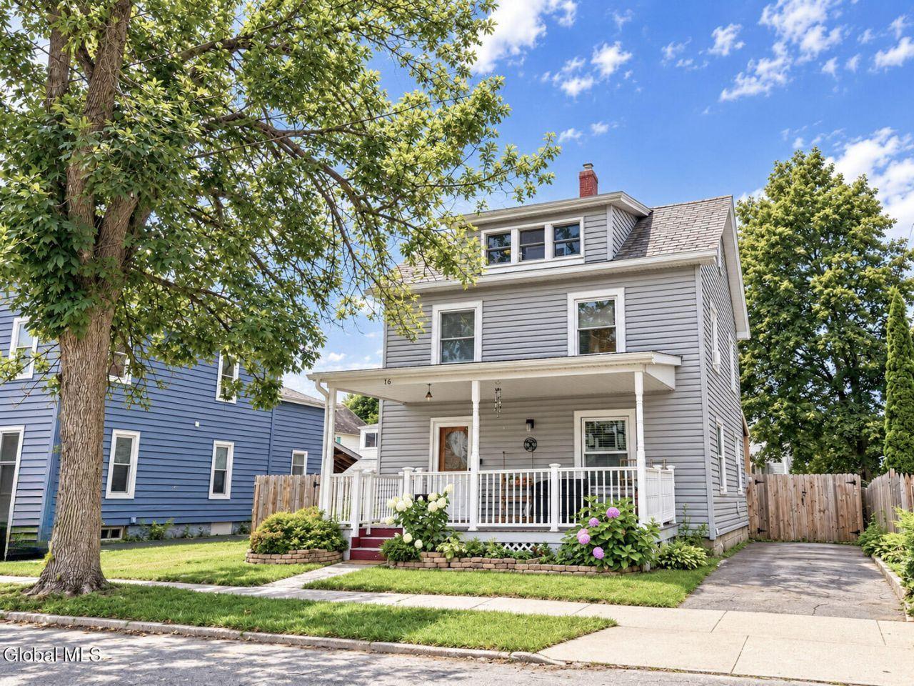 Murdock Ave, Glens Falls, NY 12801