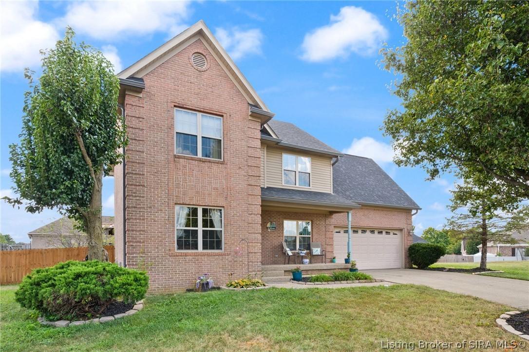 Laurens Cir, New Albany, IN 47150