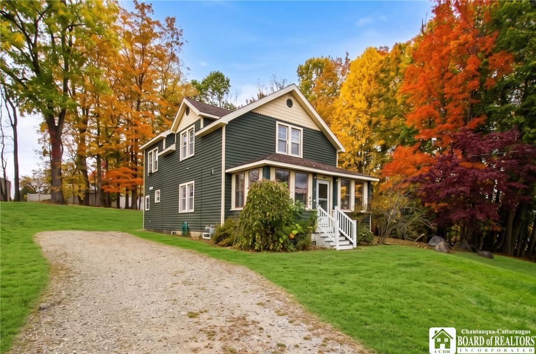Hallock St, Jamestown, NY 14701