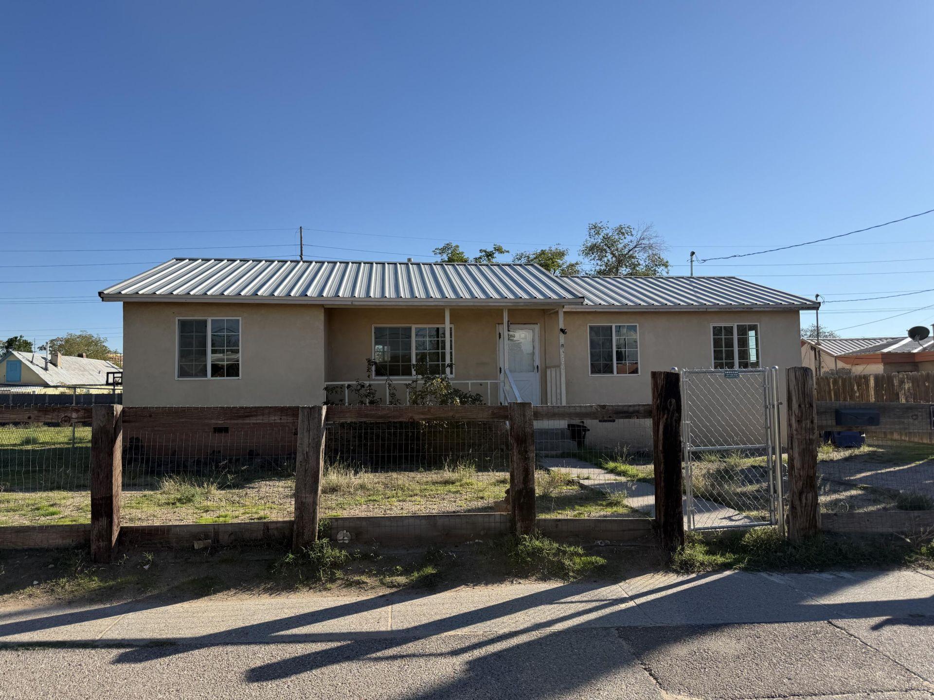 Gomez Ave Ne, Albuquerque, NM 87102