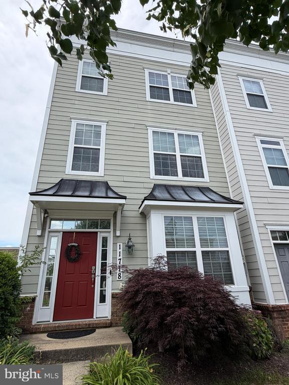 Leesborough Cir, Silver Spring, MD 20902