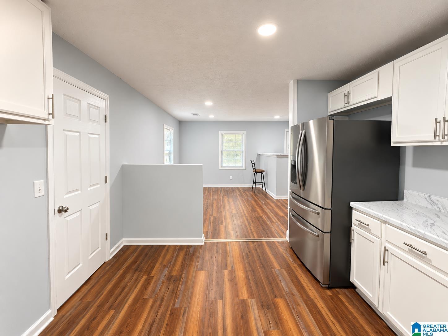 Myrtle Ave, Anniston, AL 36206