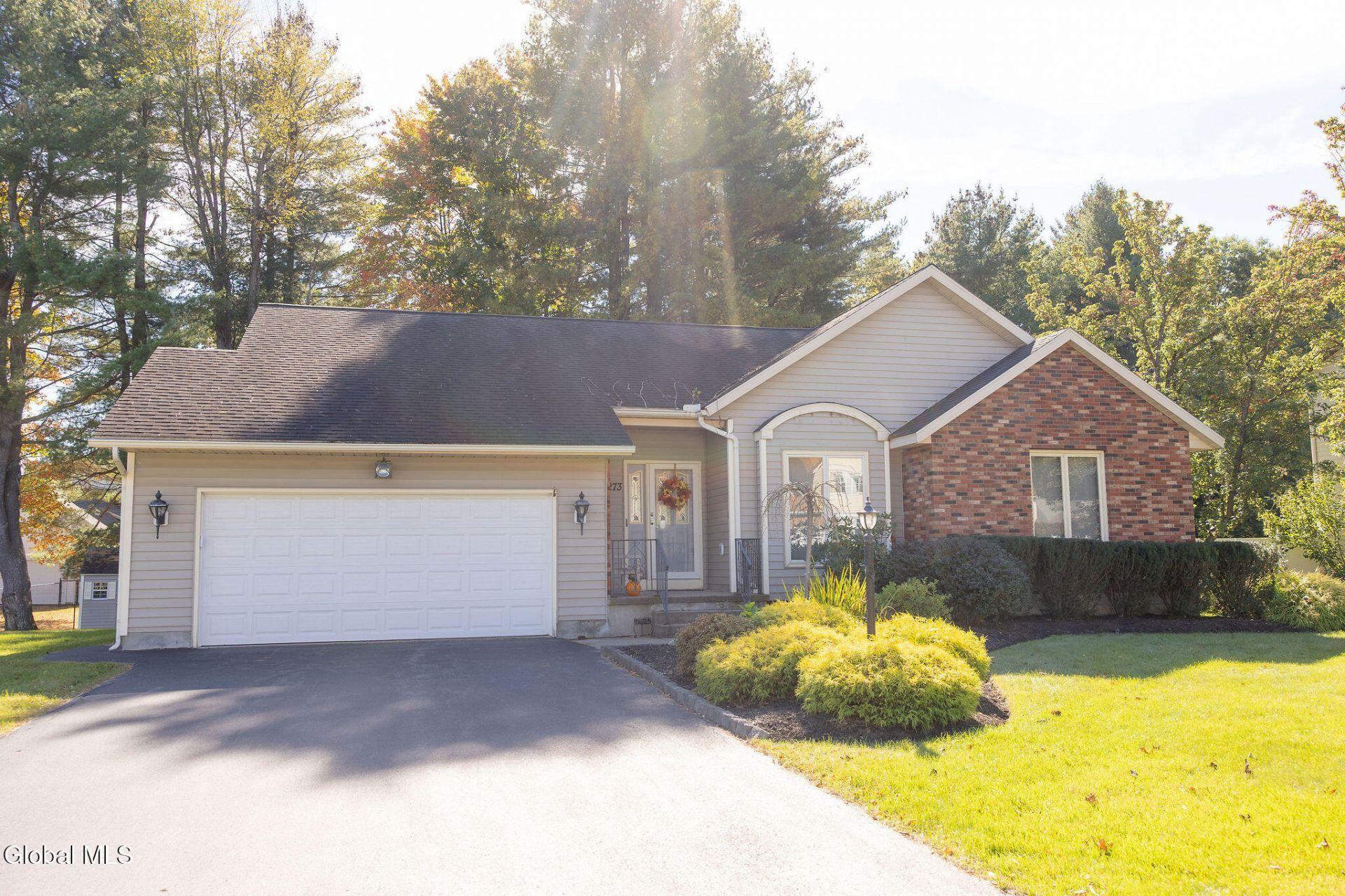Autumn Run, Schenectady, NY 12306