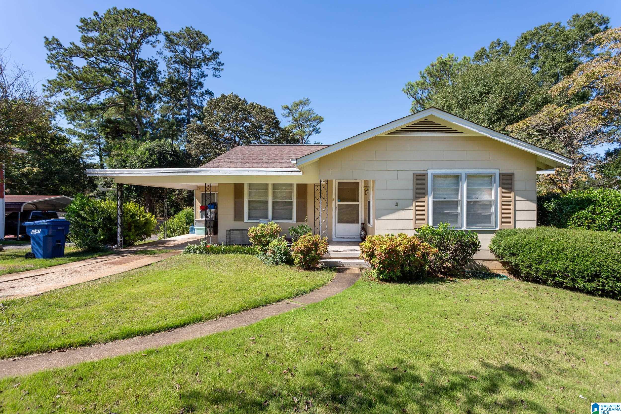 Spring St S, Talladega, AL 35160