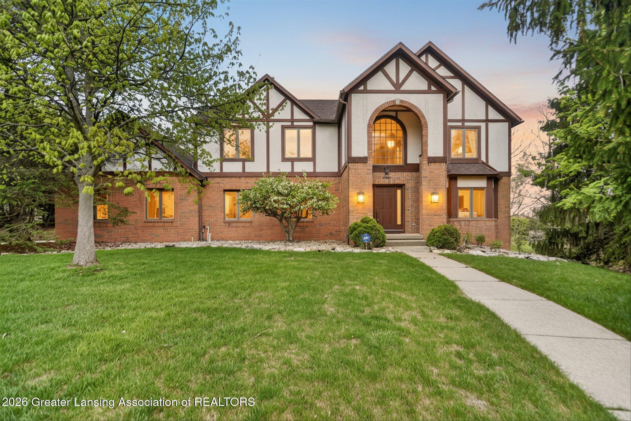Beech Tree Ln, Okemos, MI 48864