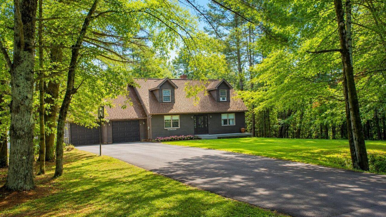 Pine Grove Ave, Glenburn, ME 04401