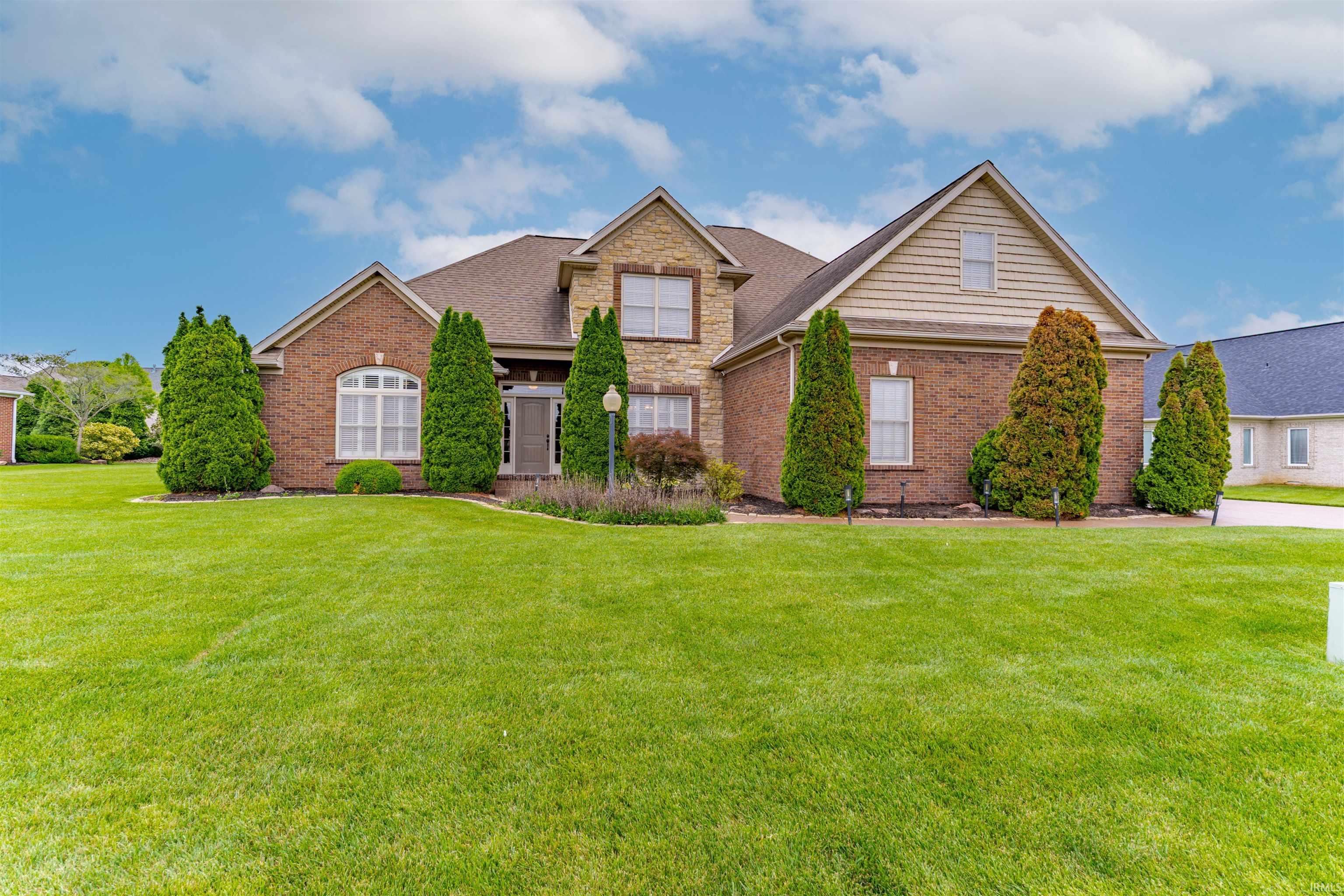 Long Cove Cir, Newburgh, IN 47630