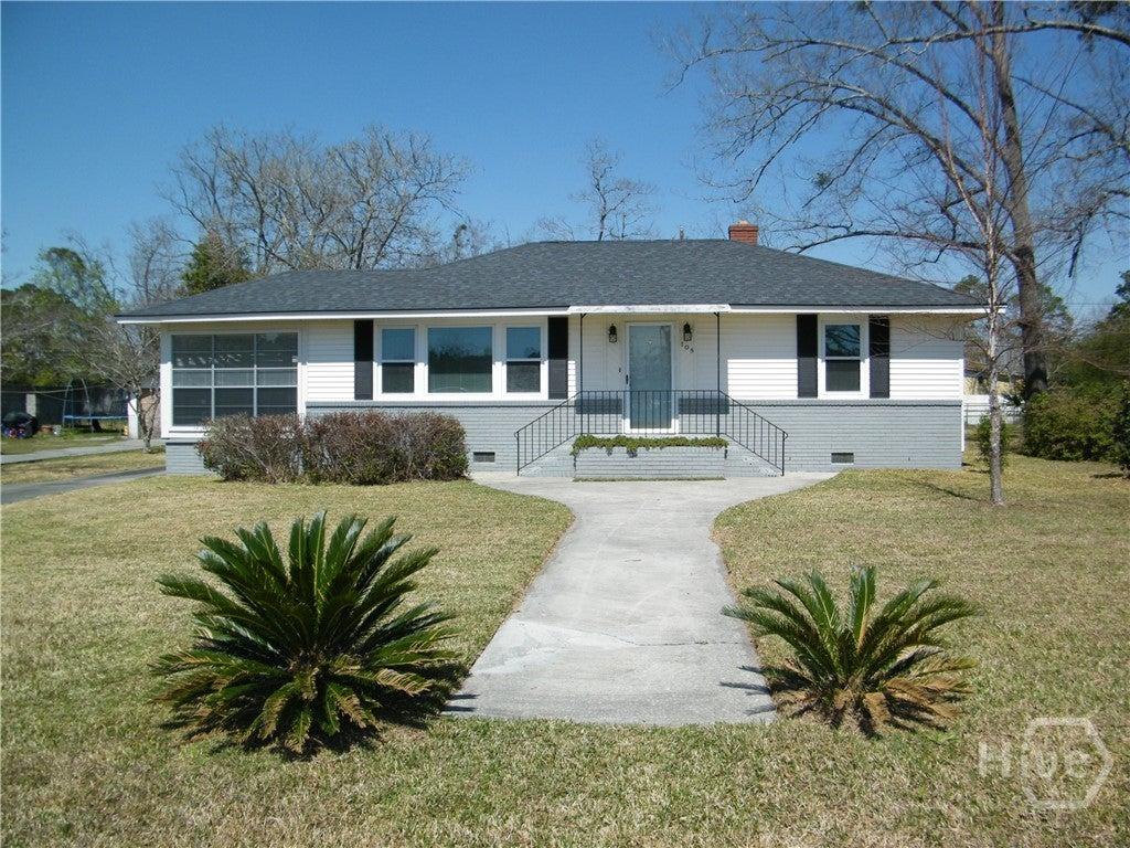 Coleraine Dr, Port Wentworth, GA 31407