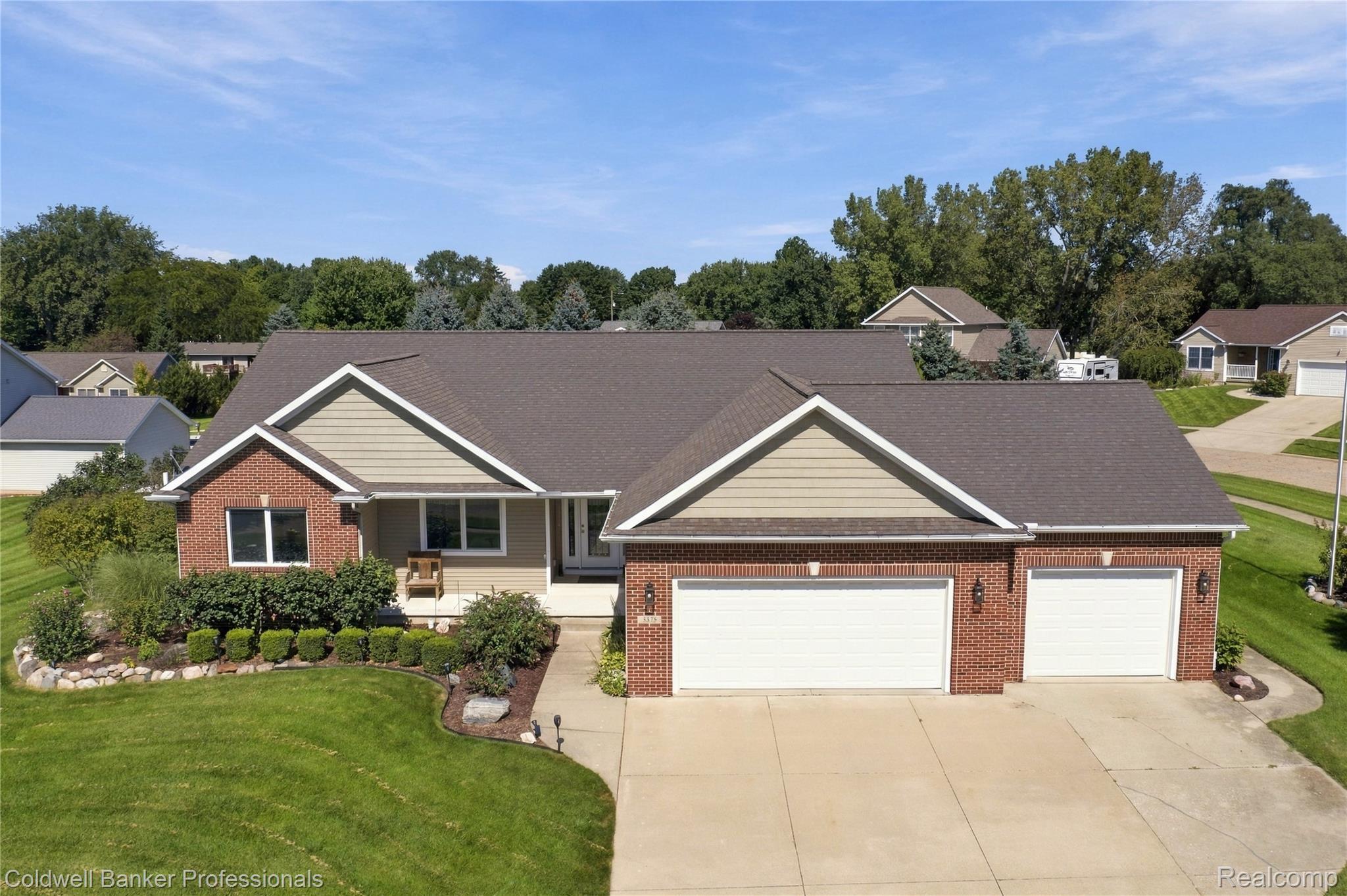 Fieldberry Ln, Charlotte, MI 48813