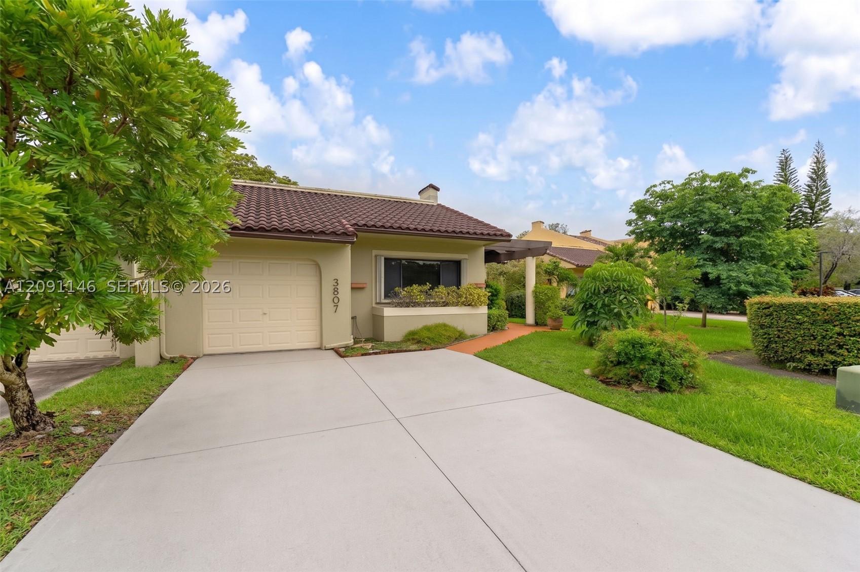 Alcantara Ave, Doral, FL 33178
