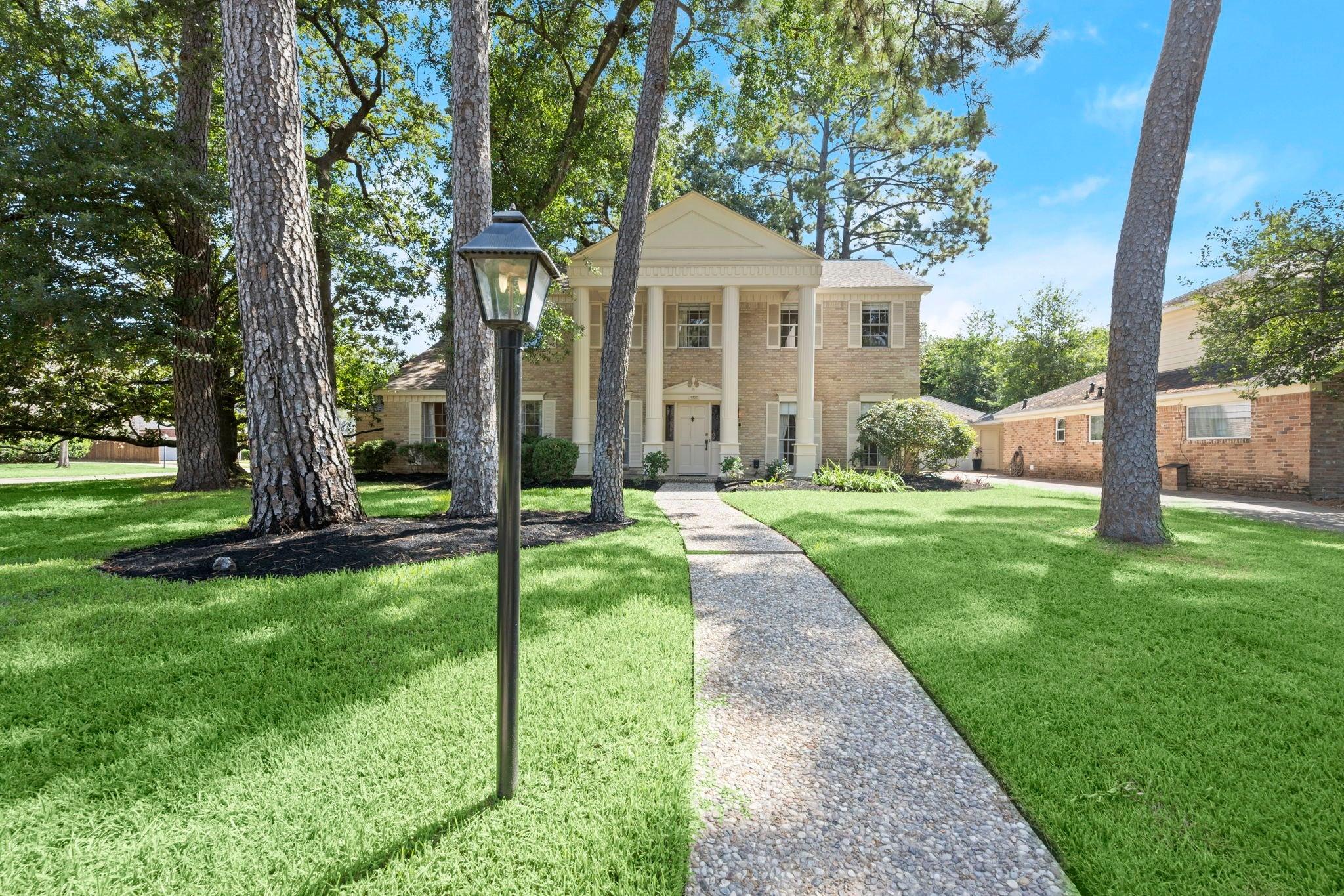 Hambleton Cir, Houston, TX 77069