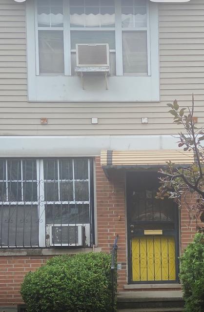 Sheffield Ave, Brooklyn, NY 11207