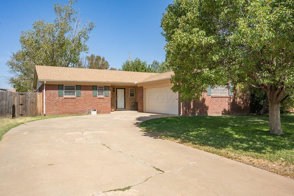 Kirk Dr, Amarillo, TX 79110