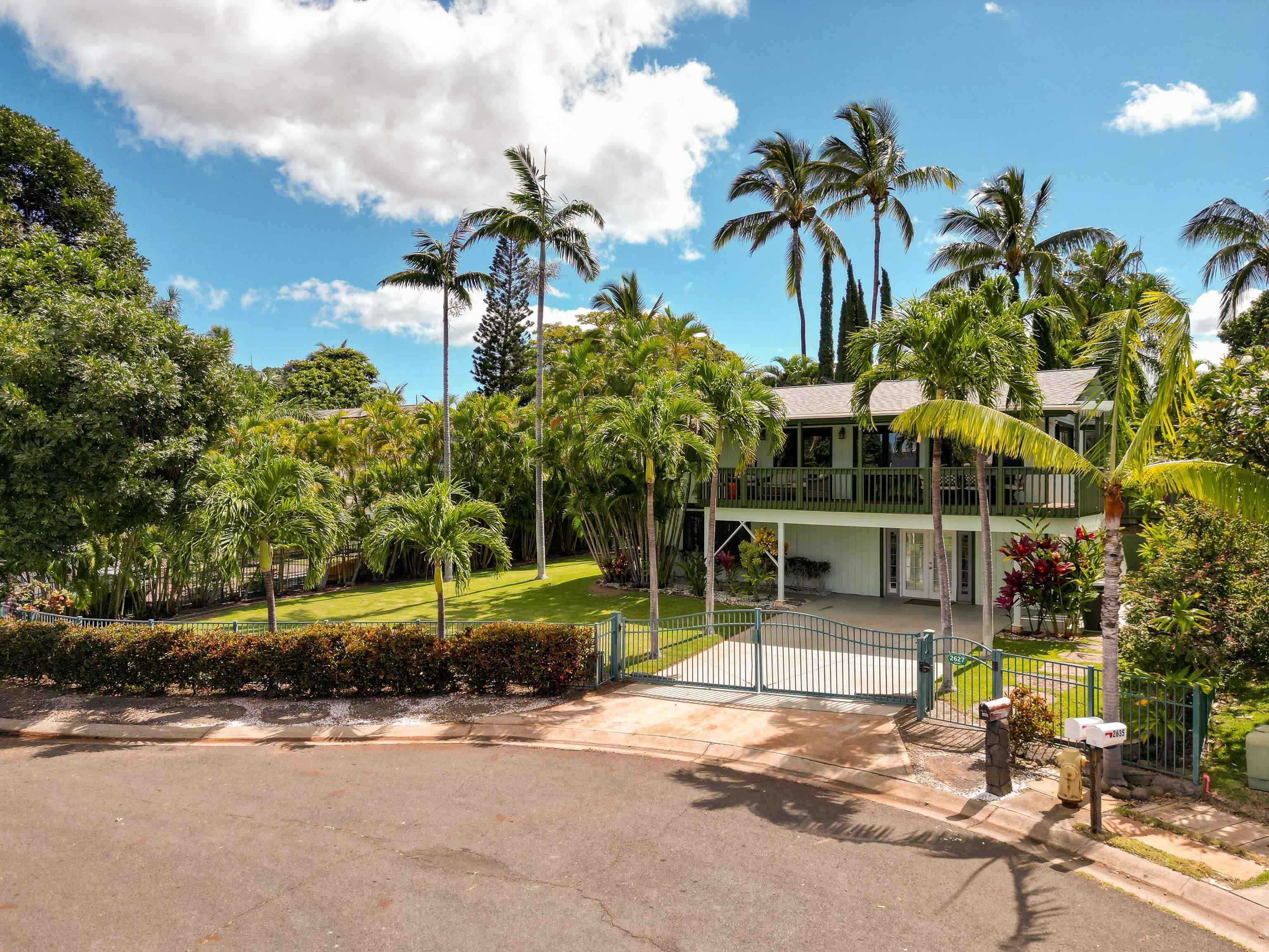 Lioholo Pl, Kihei, HI 96753