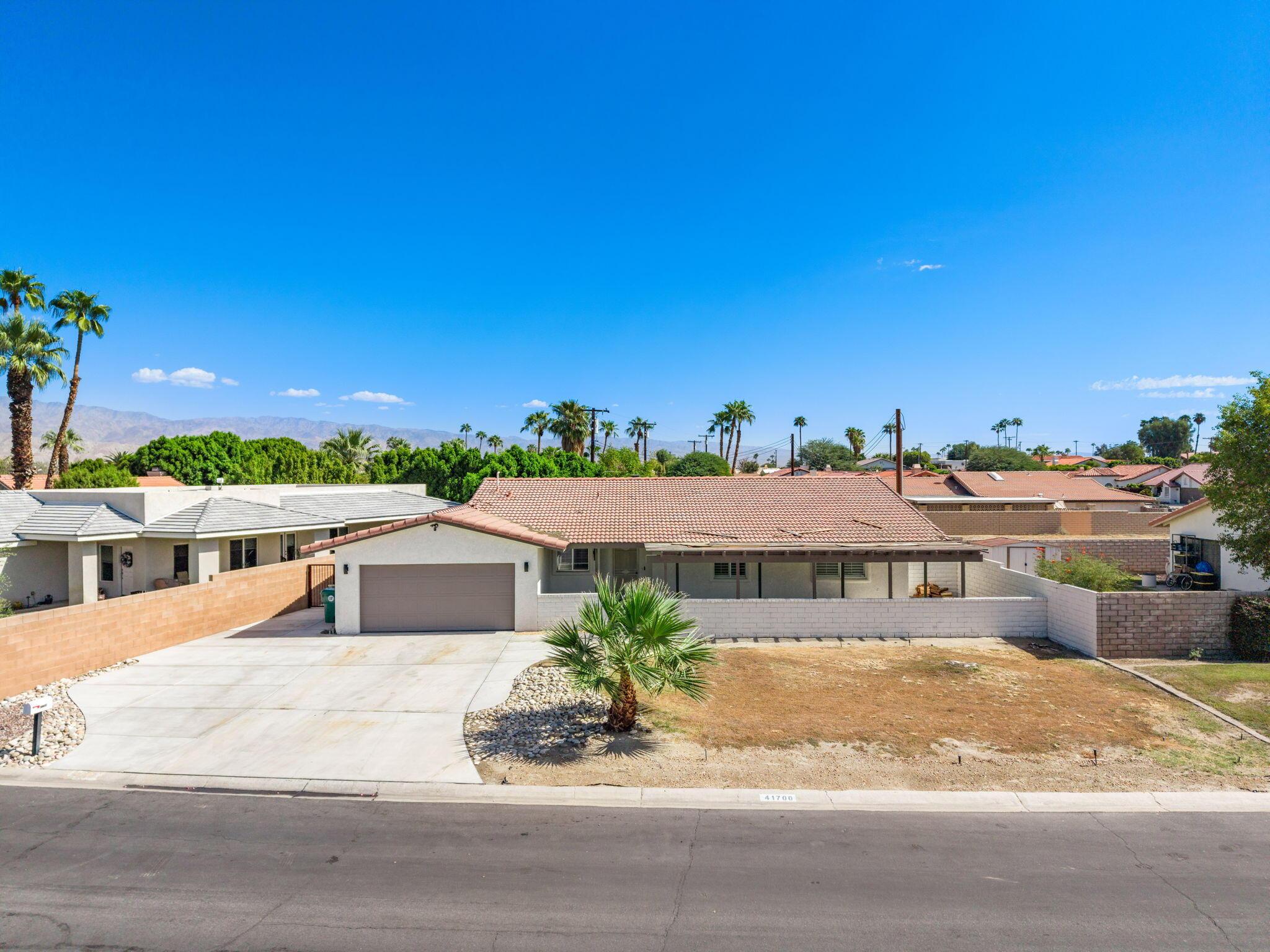 Nevis Pl, Bermuda Dunes, CA 92203