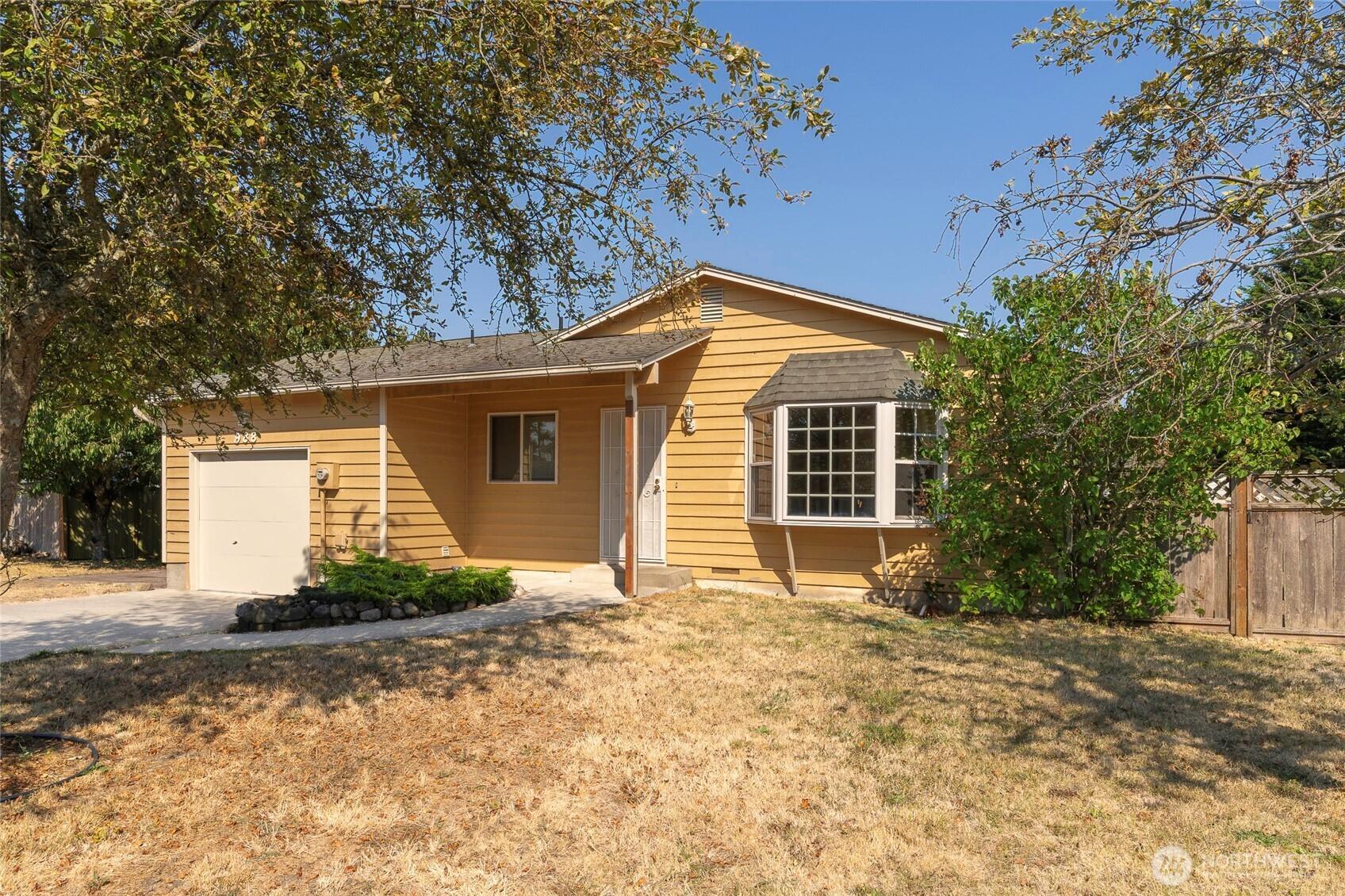 Ridgeway Dr, Oak Harbor, WA 98277