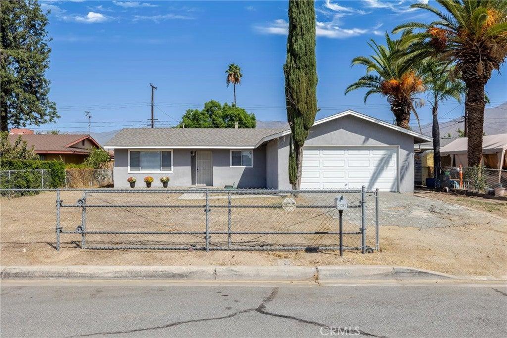 6th St, Highland, CA 92346