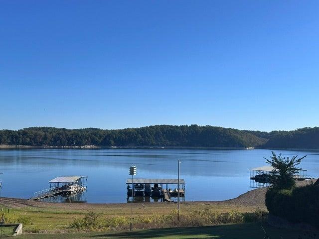 N Lakeshore Dr, Rogers, AR 72756