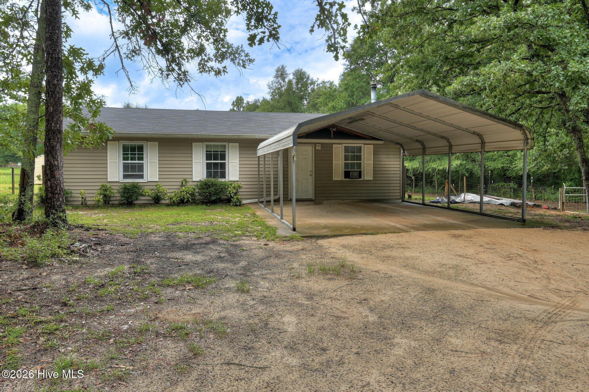 Keys Ln, Hephzibah, GA 30815
