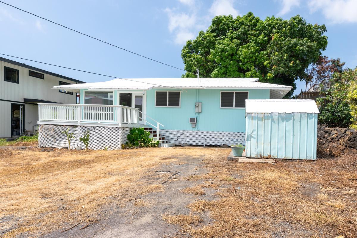 Kalani St, Kailua Kona, HI 96740
