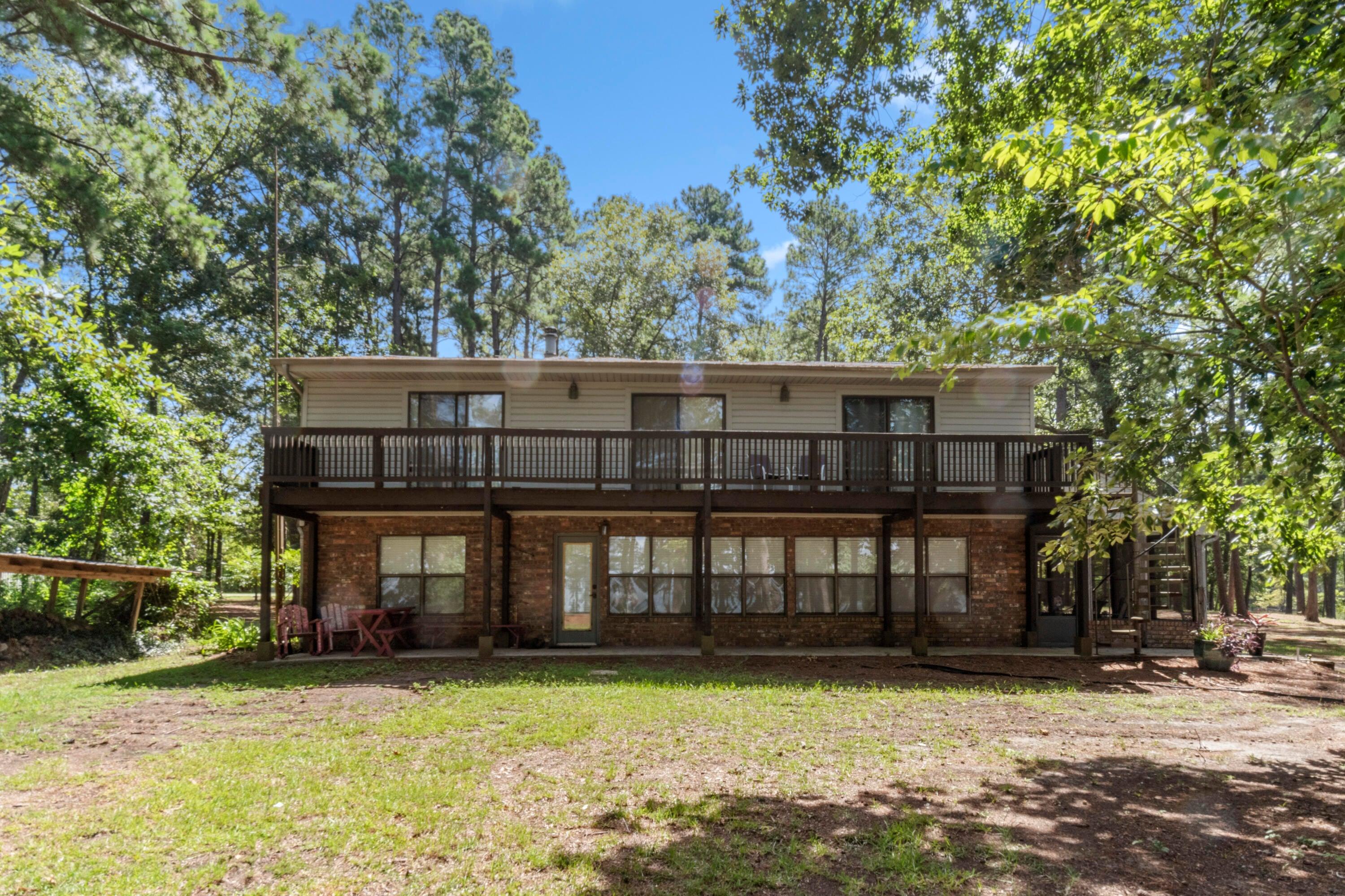 Falcon Dr, Many, LA 71449