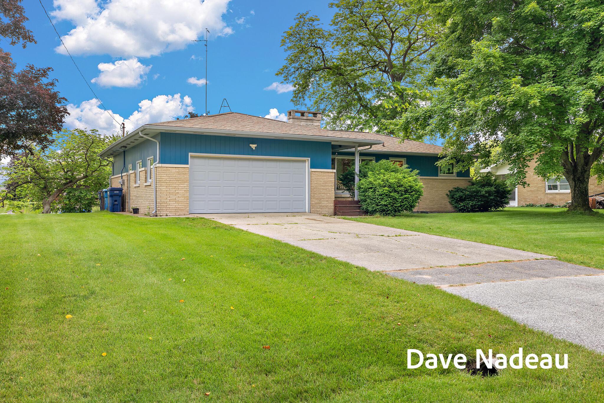 Channel View Dr, Spring Lake, MI 49456