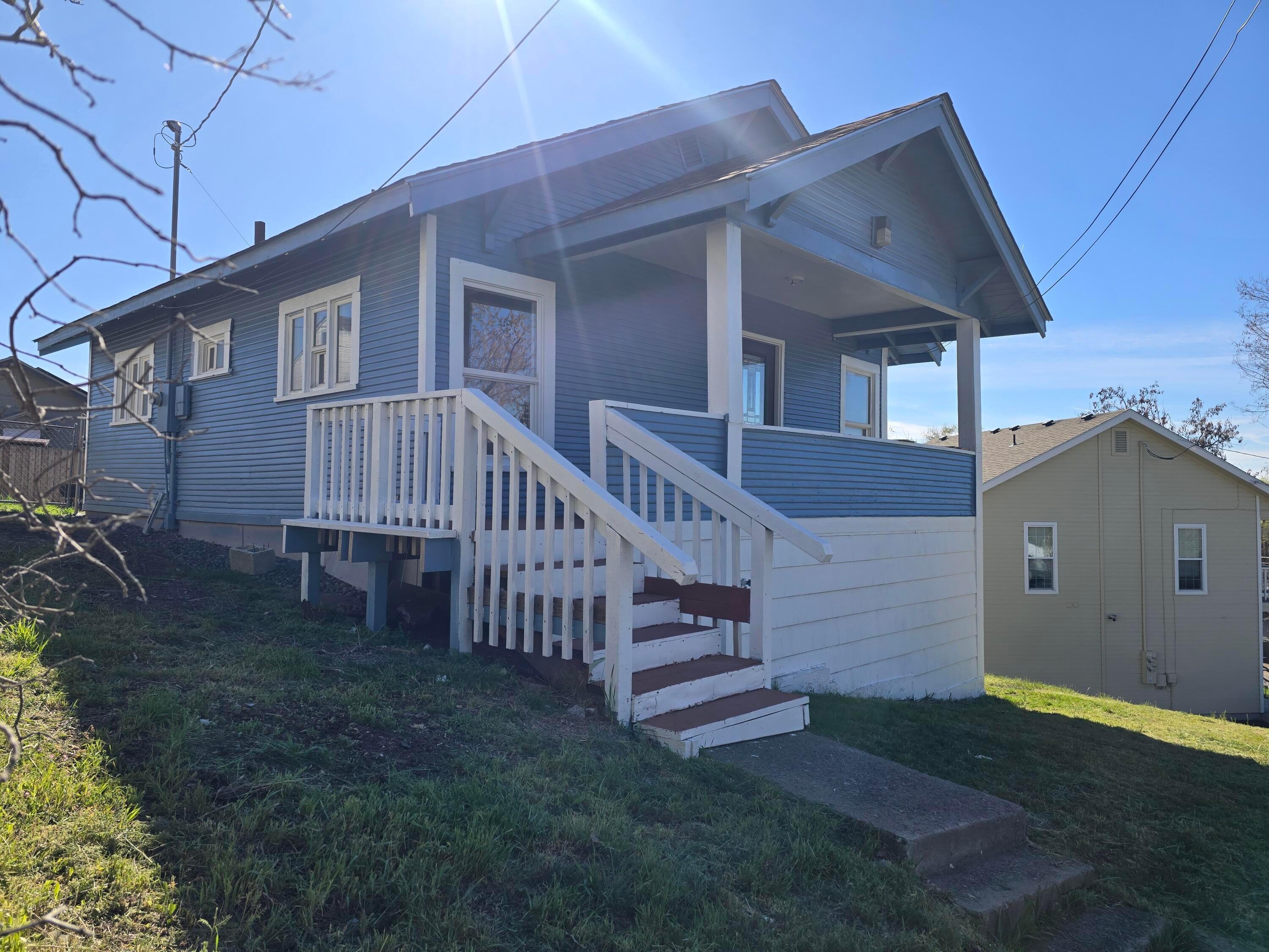Lincoln St, Klamath Falls, OR 97601