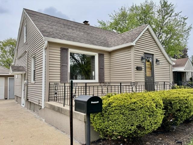 W 3rd St, Spring Valley, IL 61362