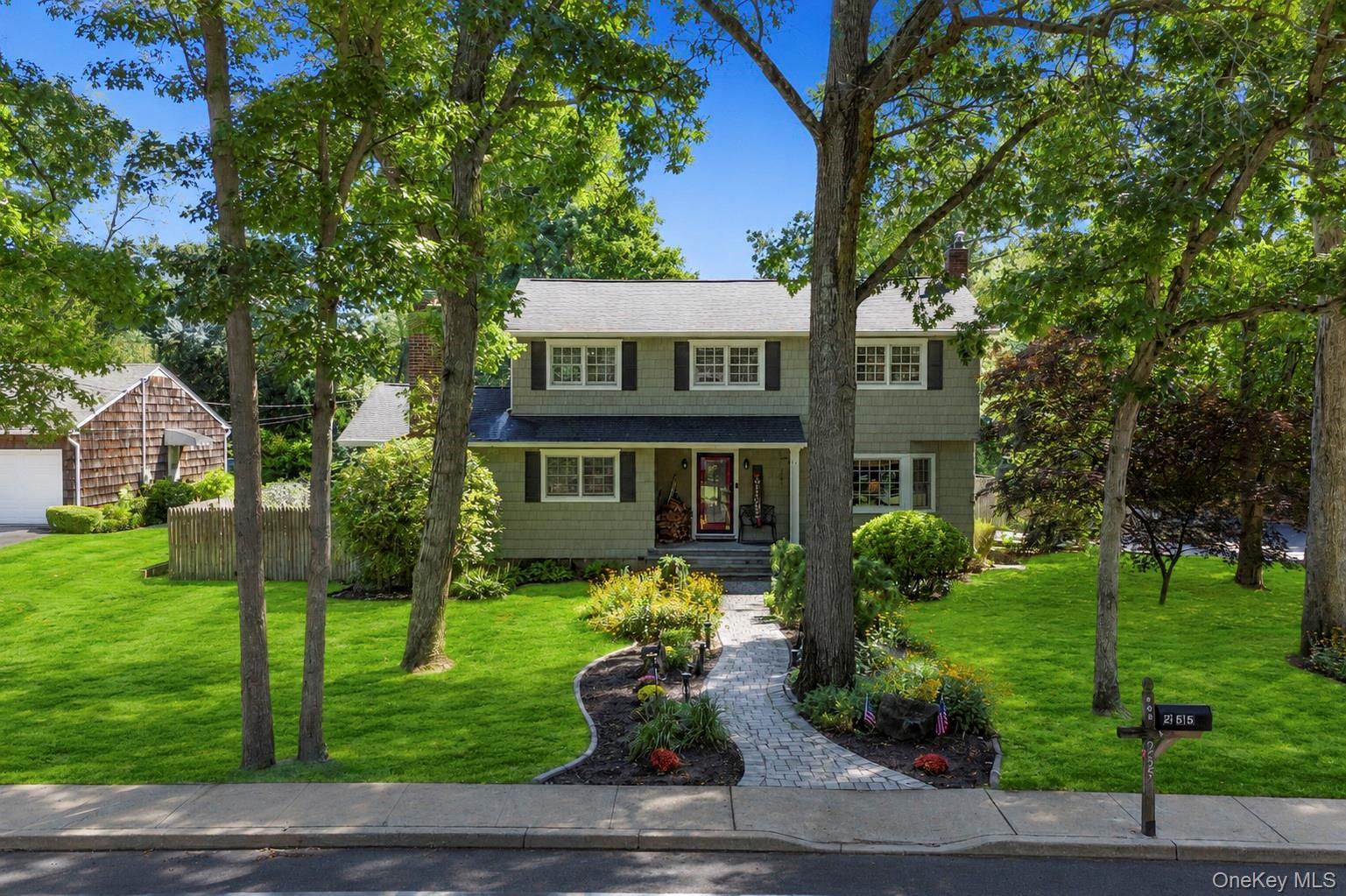 Lake Ave S, Nesconset, NY 11767