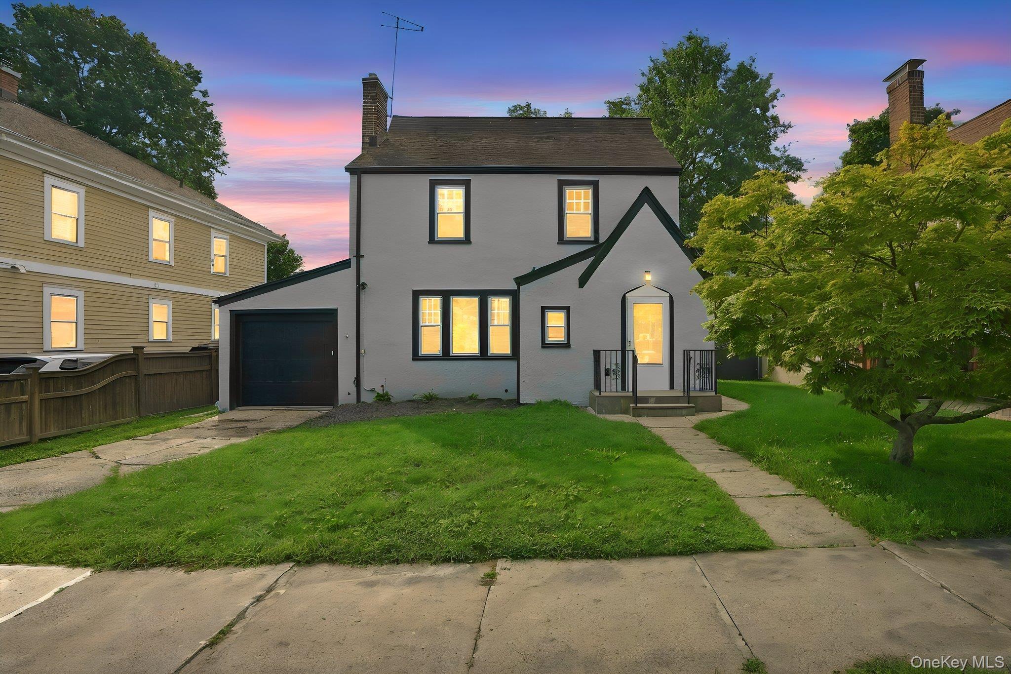 Robert Ave, Port Chester, NY 10573