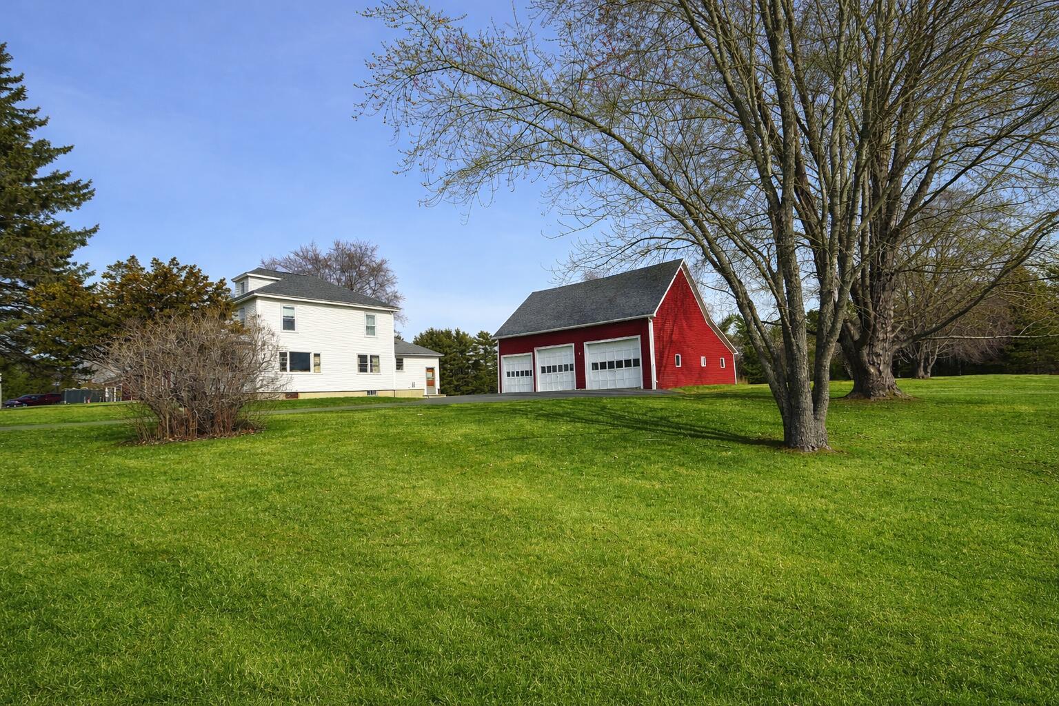 Pierce Rd, Brewer, ME 04412