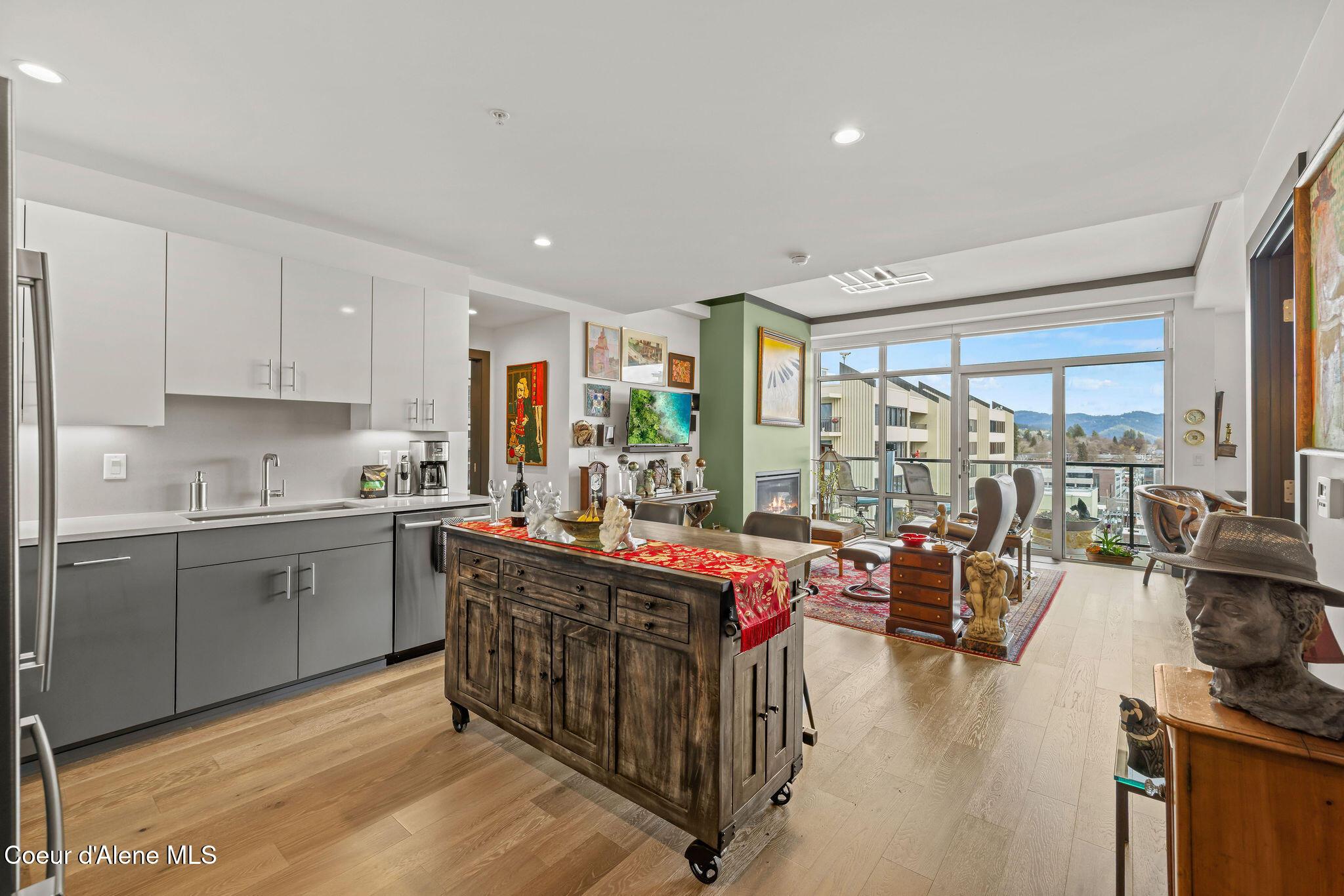 N 1st St, Coeur D Alene, ID 83814