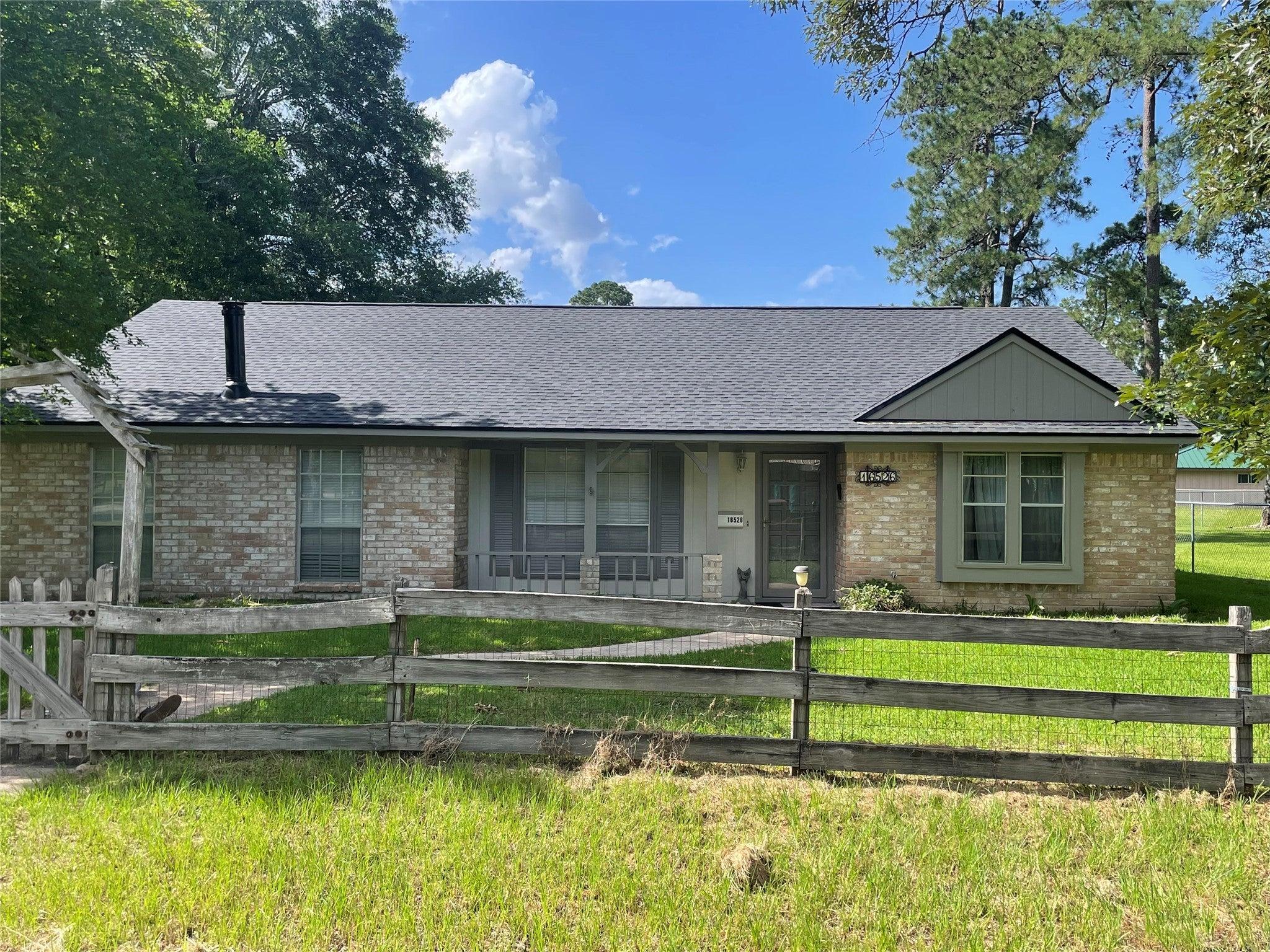 Walnut Springs Ln, Magnolia, TX 77355