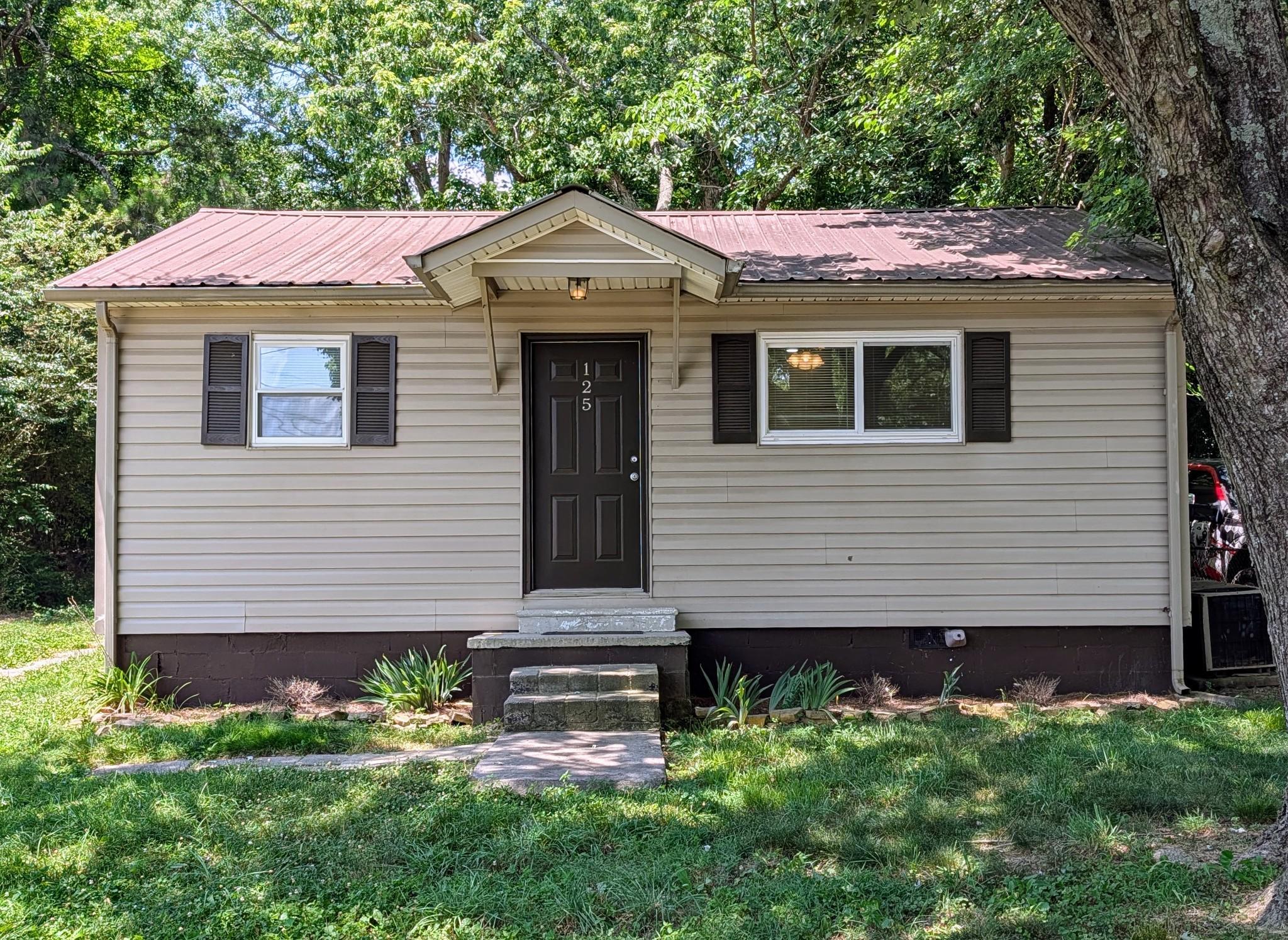Dixie Dr Ne, Cleveland, TN 37323