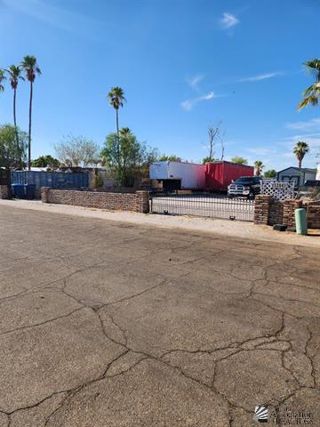 E Tanja Dr, Yuma, AZ 85367