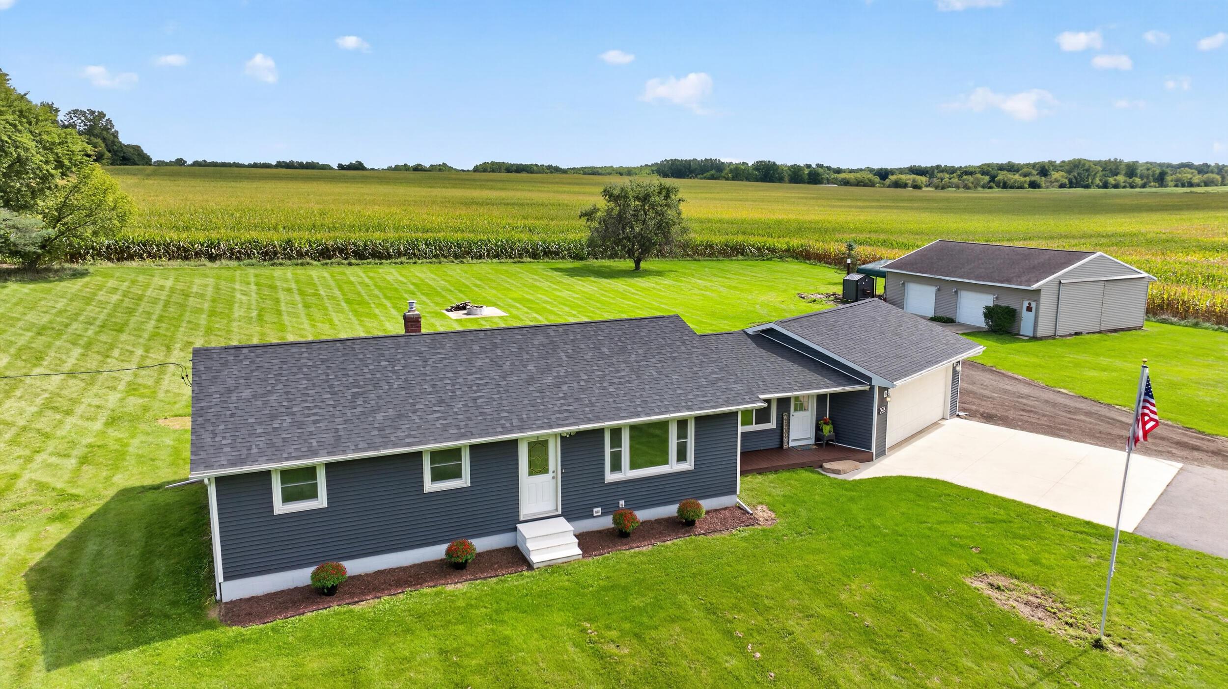 Race Rd, Leslie, MI 49251