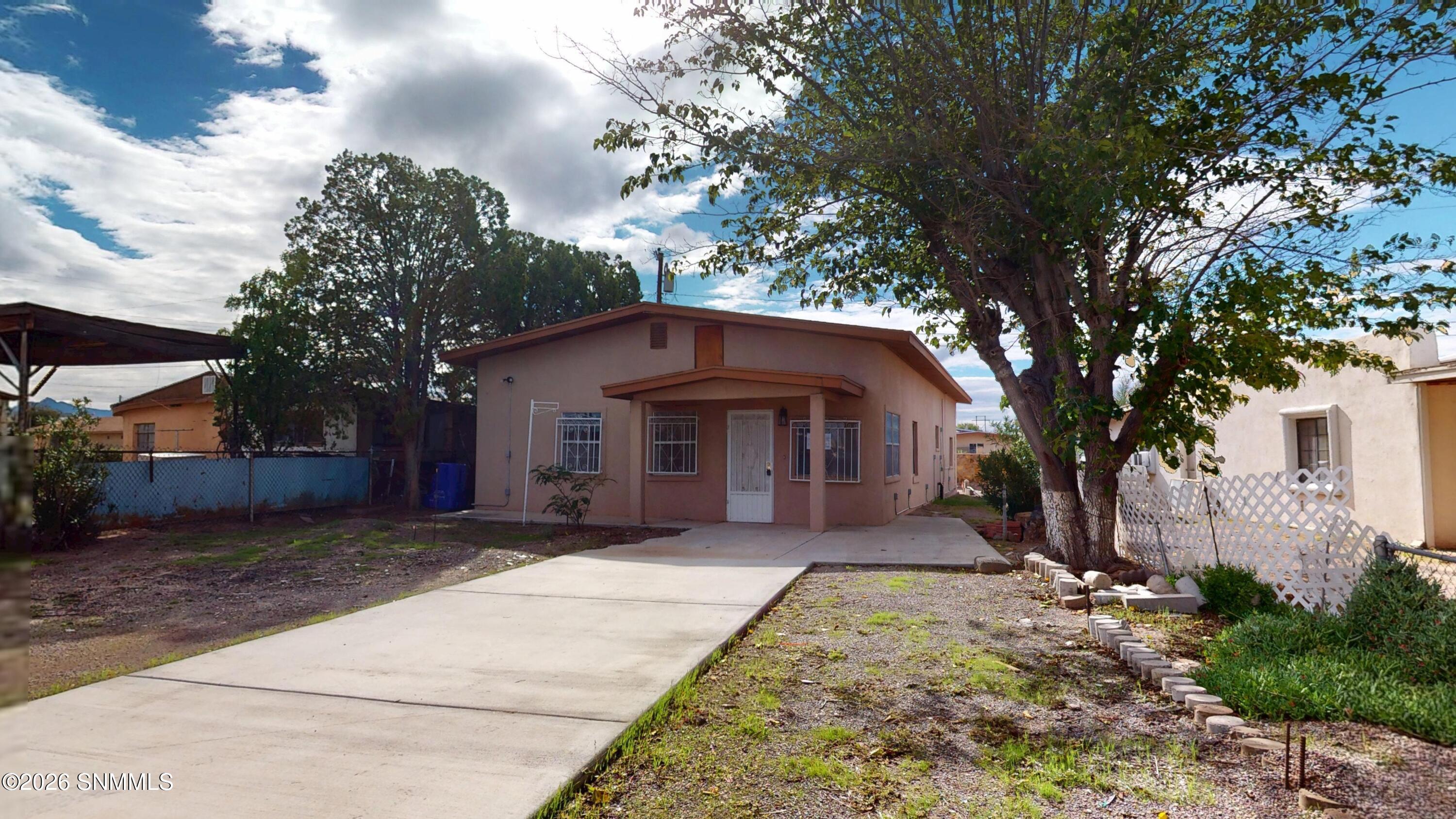 E Picacho Ave, Las Cruces, NM 88001