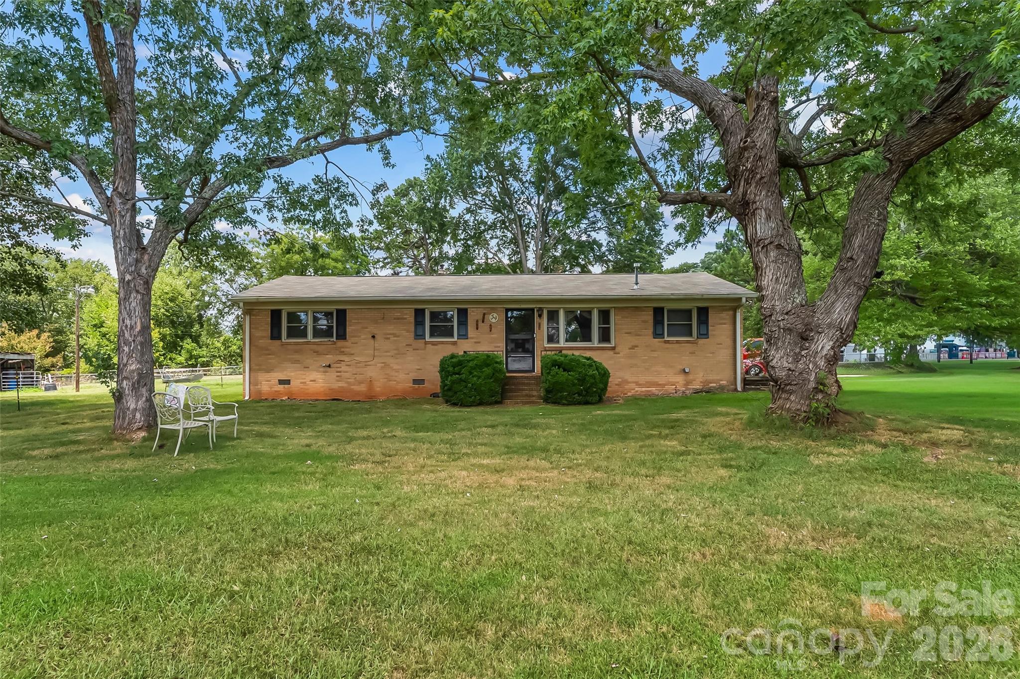 Windwood Dr, Bessemer City, NC 28016