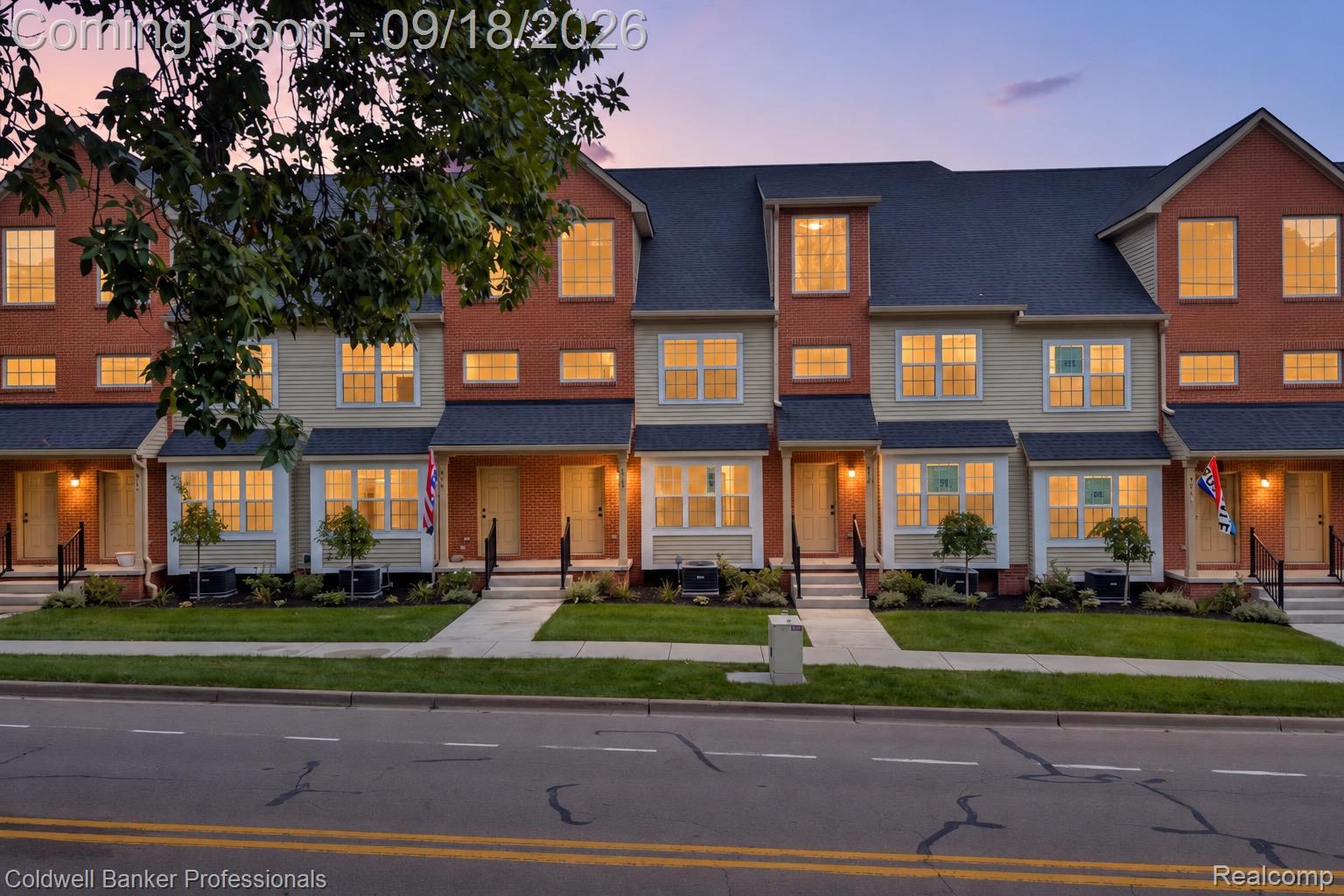 Village Ln, Milford, MI 48381
