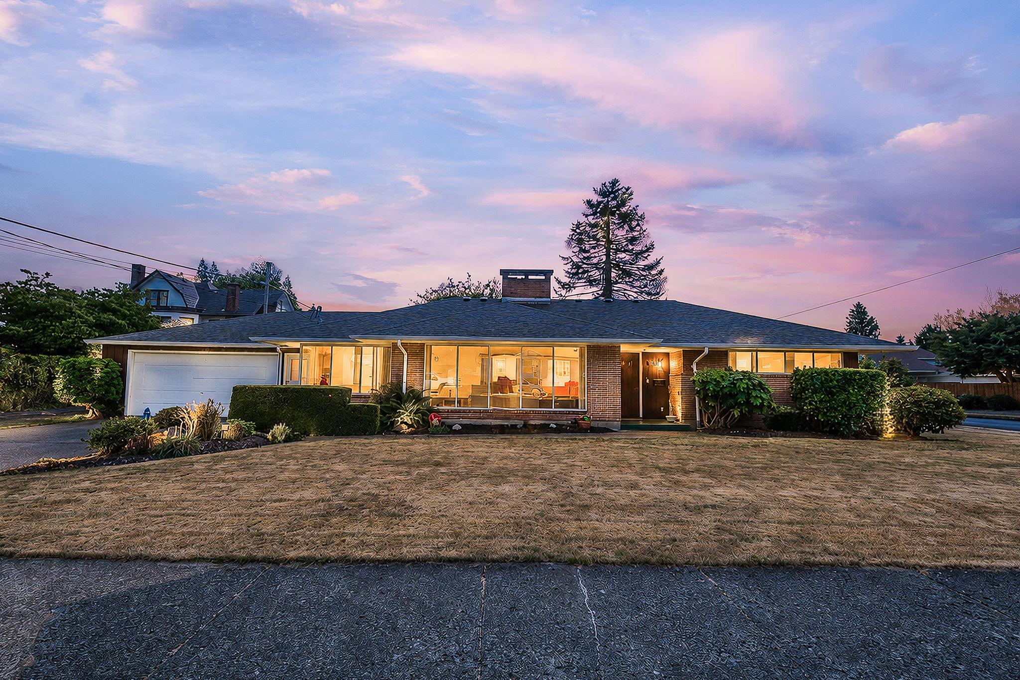 W Broadway Ave, Montesano, WA 98563