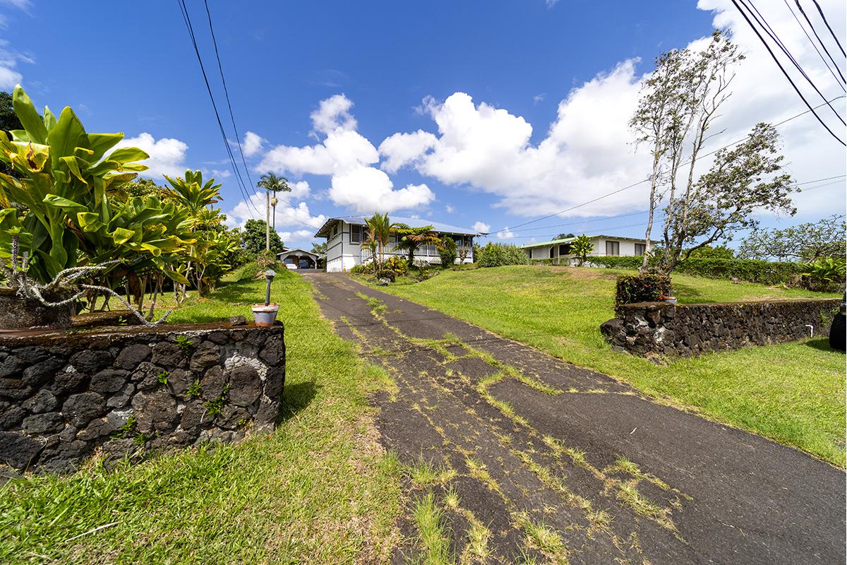 Pohakulani St, Hilo, HI 96720